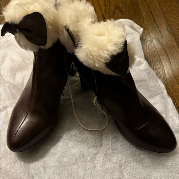 Handmade leather boots with 3” heel. - Picture 1 of 2